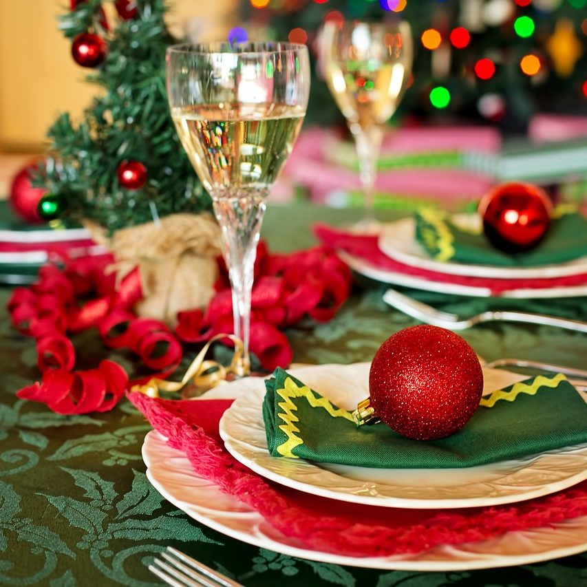 christmas-table-1909796_1280