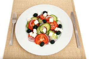 greek-salad-on-plate-11284048458yCrz