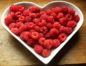 raspberries-berry-fruits-food-63247